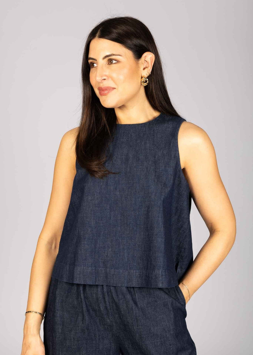 BOXY VEST - CHAMBRAY
